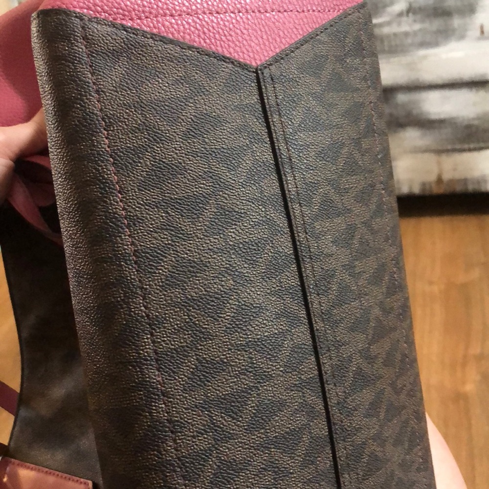 Purse - Picture 4 of 6